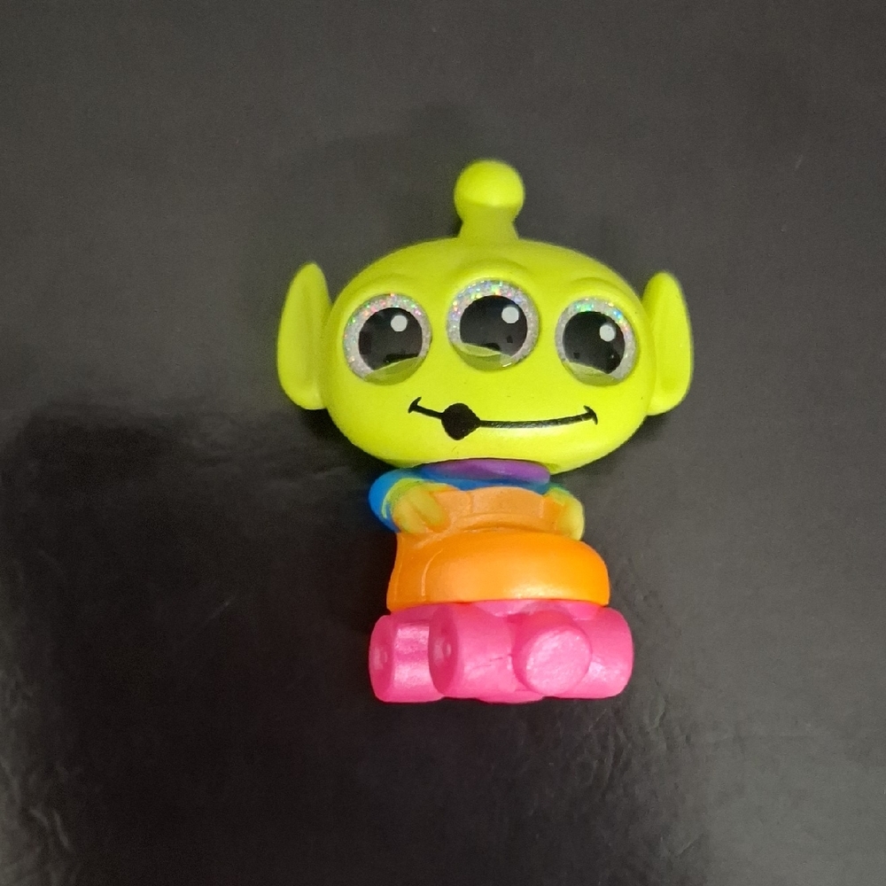 Alien Disney Doorables Lets Party